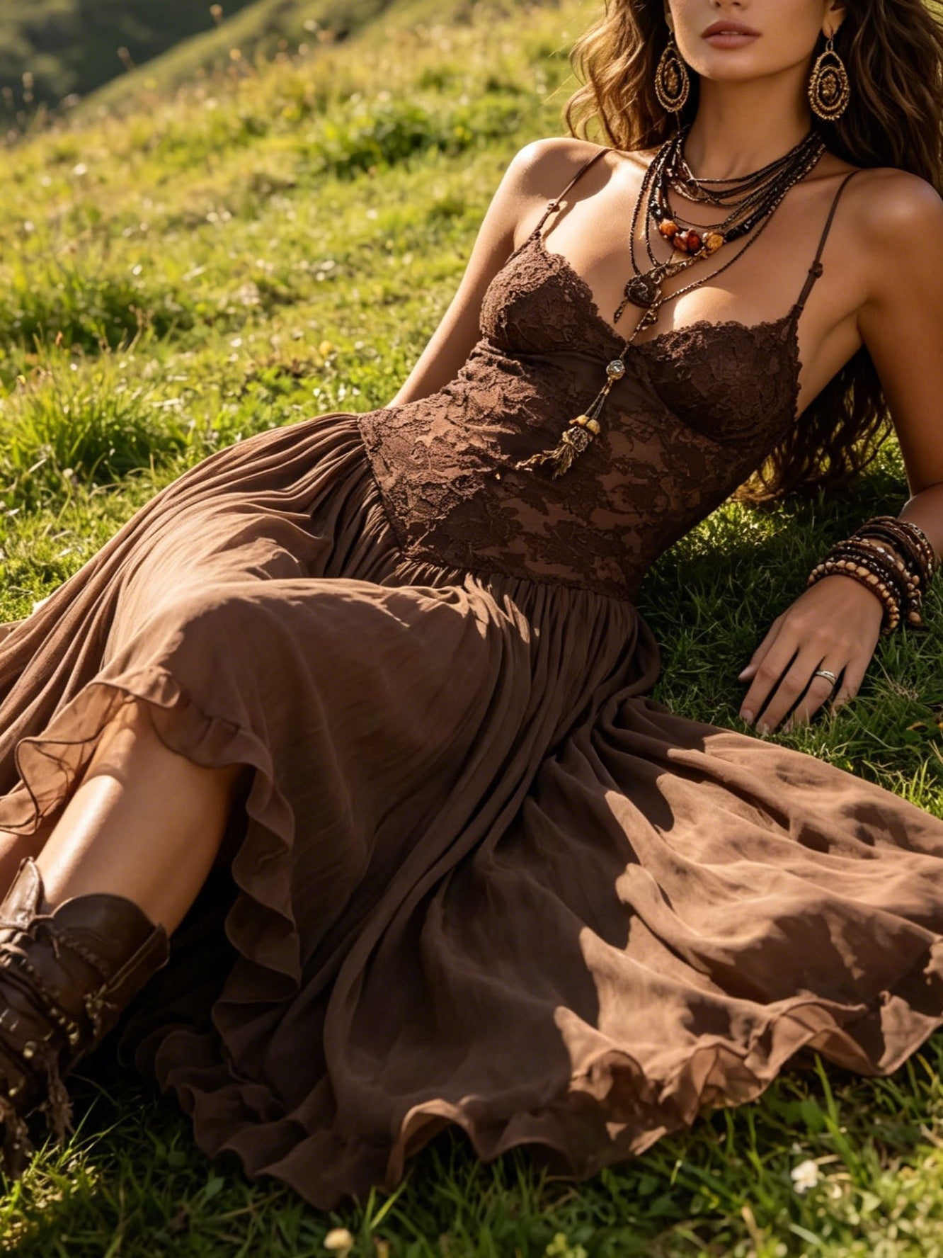Federica | Maxi Dress in Chiffon and Brown Lace