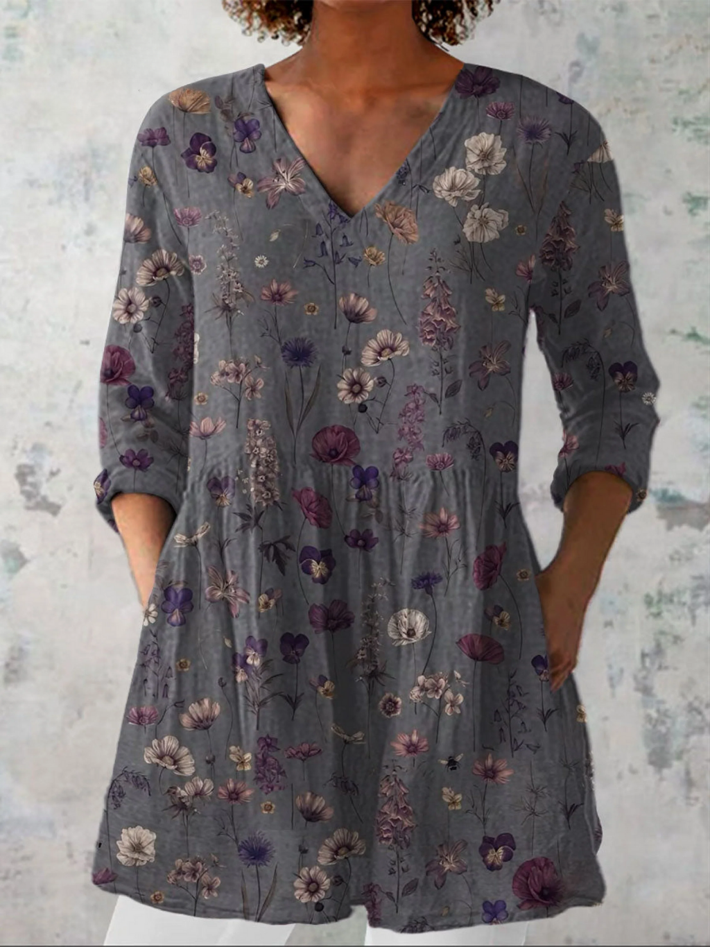 Kira | Long blouse with a striking pattern