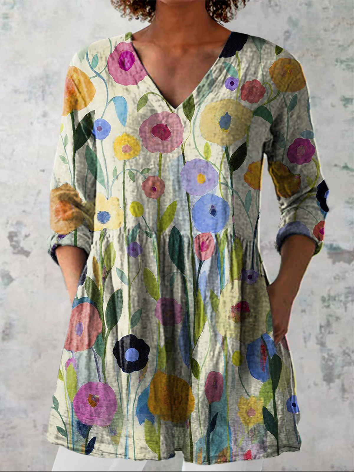 Remi | Long blouse with a striking pattern