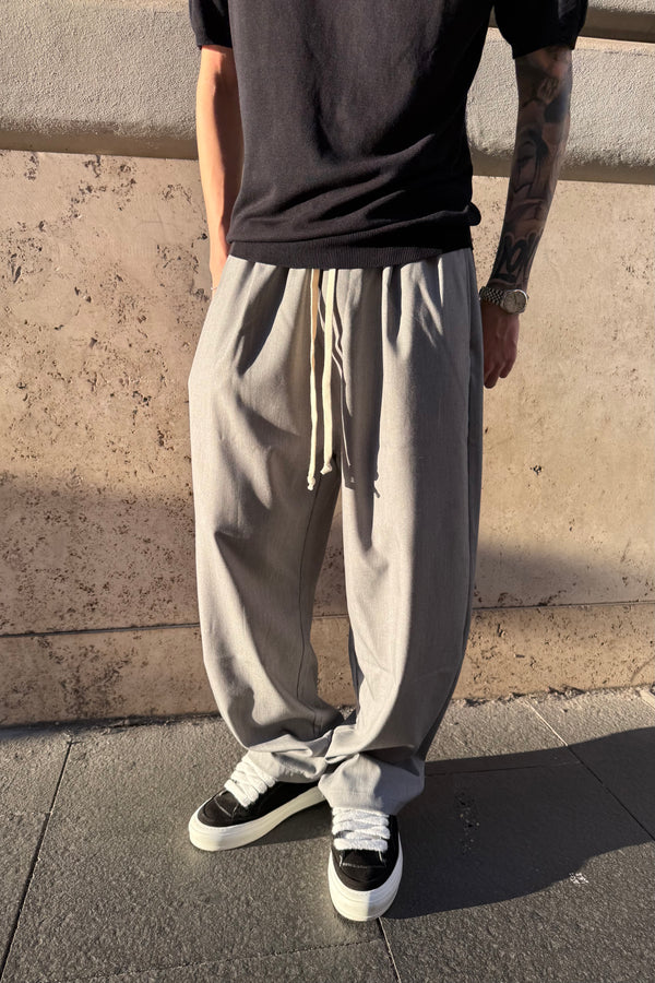 Elegant White Trousers