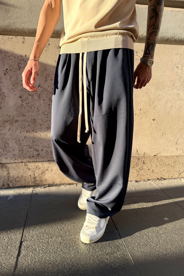 Elegant White Trousers