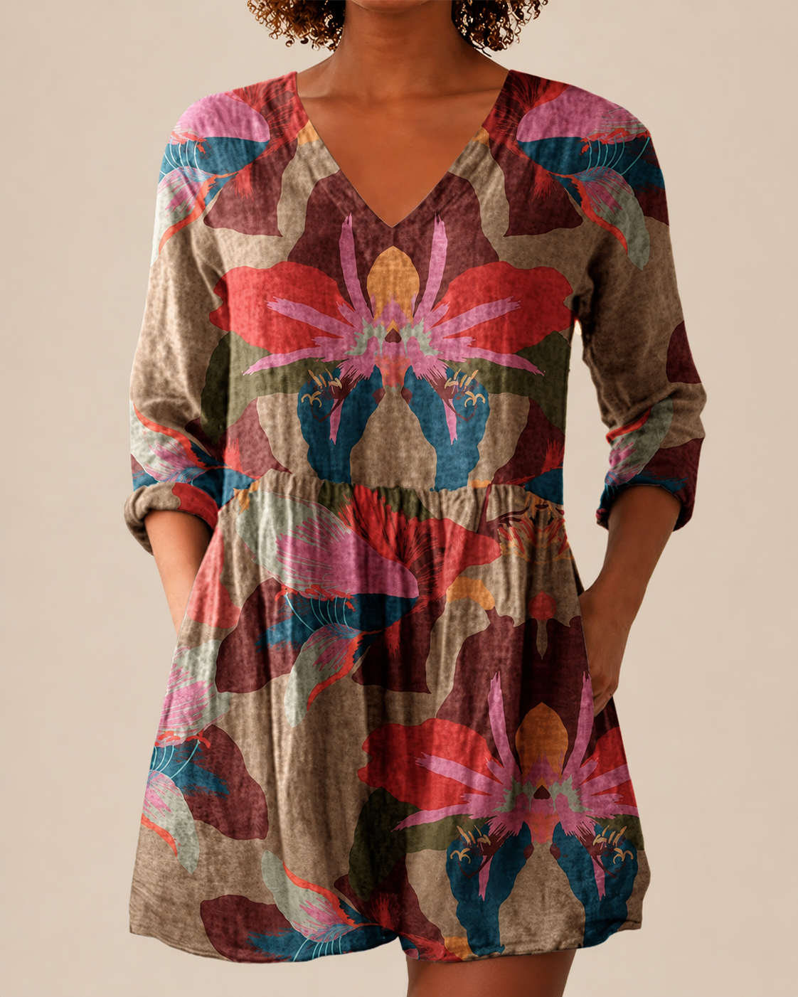 Alina | Long blouse with a striking pattern