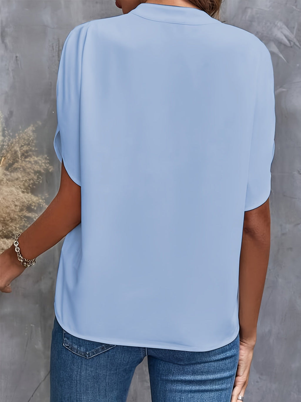 Blouse Lightweight & Elegant Blouse