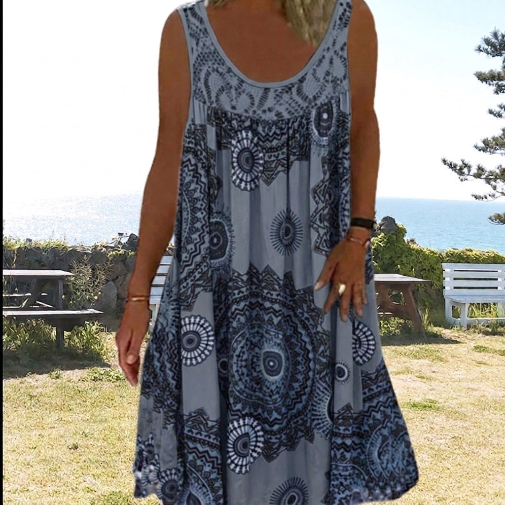 Printed sleeveless round-neck dress for women