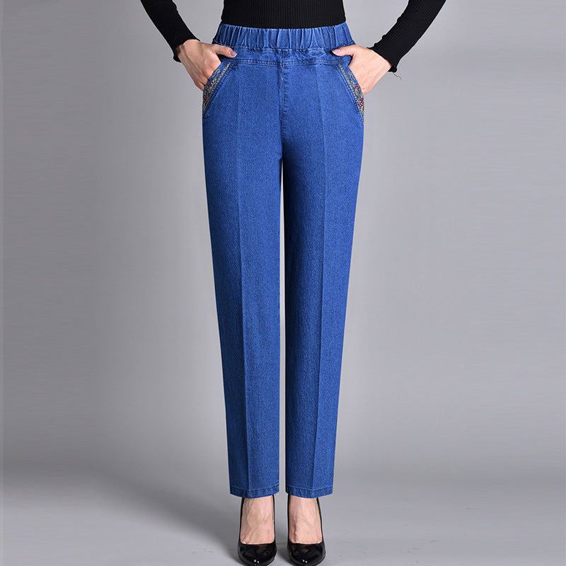 Women's jeans with side pockets and an elastic waistband