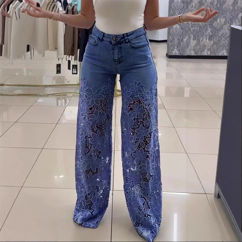 Patchwork denim jeans with trendy lace